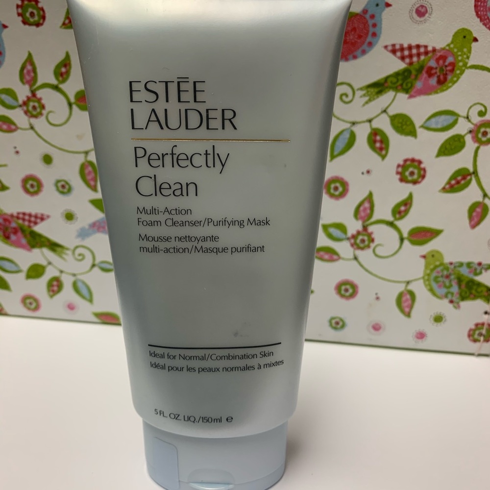 ESTEE LAUDER. Perfectly clean